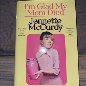 I’m Glad my Mom Died book by Jeanette McCurdy